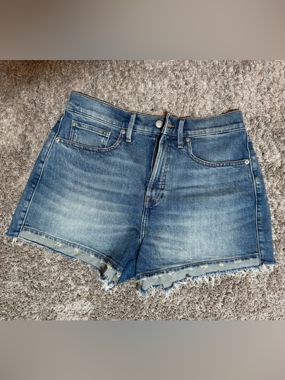 Good American “Good 90’s” Blue Distressed Denim Jean Shorts with Frayed Hem